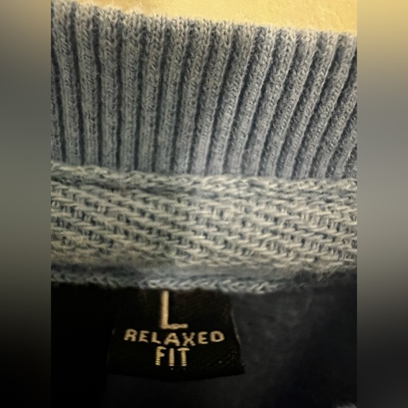 *SOLD* Guiness Sweatshirt Fish Riding Bicycle Size Large - Picture 6 of 8